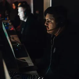 Competitive profile icon