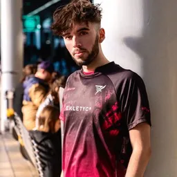 Competitive profile icon