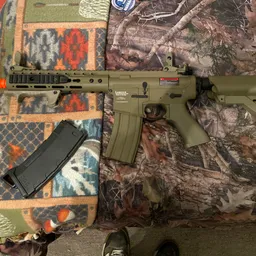 Profile image of skele_tron