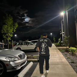 Profile image of adriannvvvv